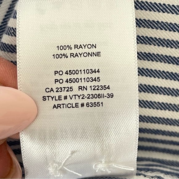 ❌SOLD ❌Aritzia Sunday Best Montana Shirt Striped button-down shirt White/Royal - Picture 9 of 10